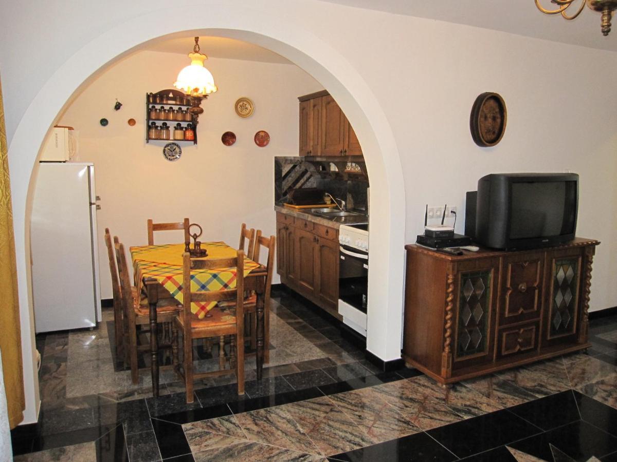 Zrinyi Haz Apartment Szantod Room photo
