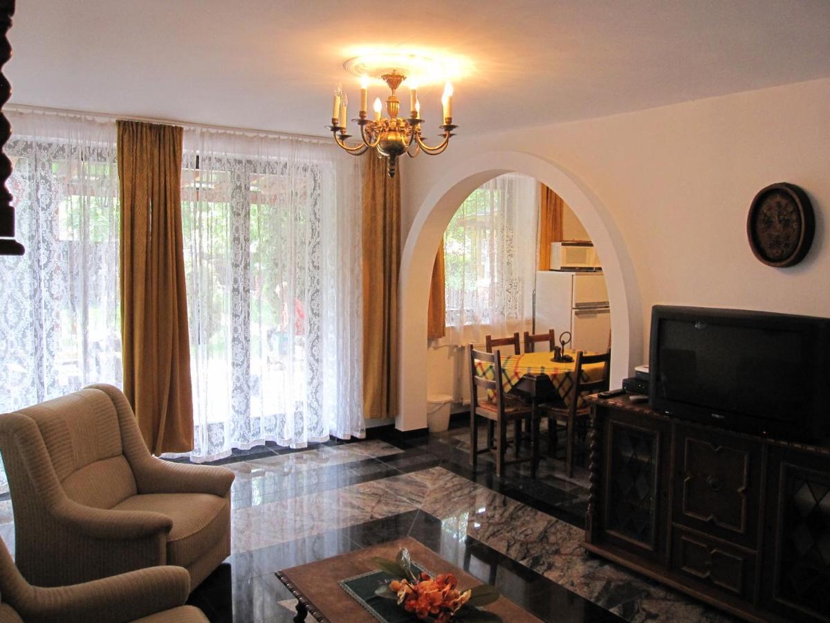Zrinyi Haz Apartment Szantod Room photo